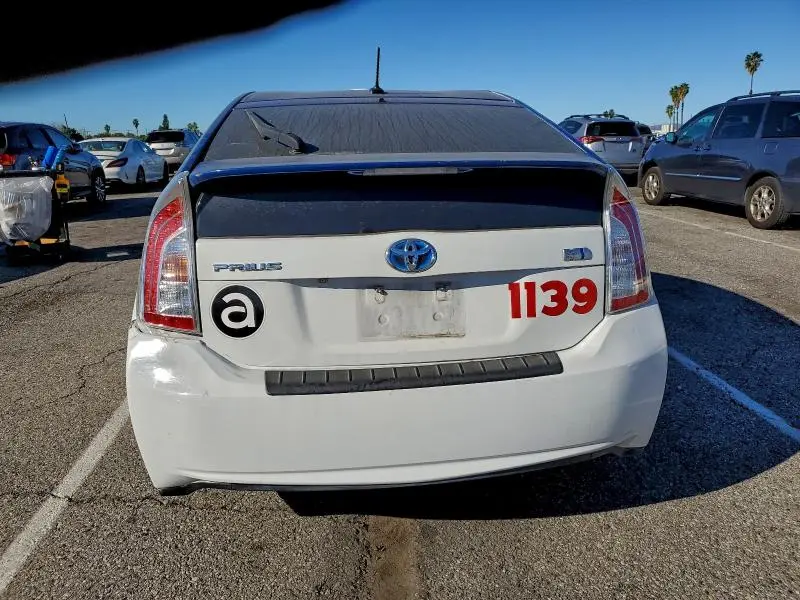 2014 TOYOTA PRIUS   