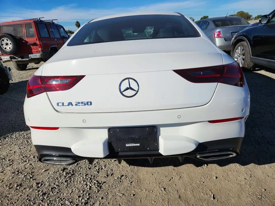 2025 MERCEDES-BENZ CLA 250  