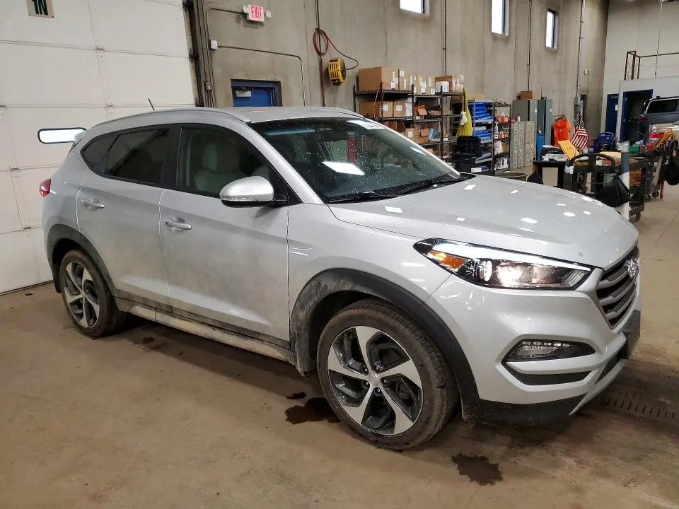 2017 HYUNDAI TUCSON   