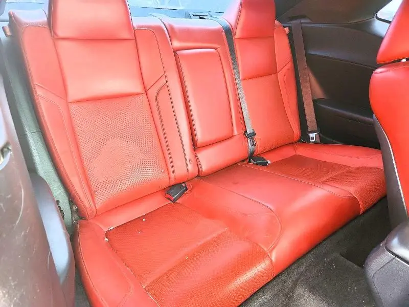 2015 DODGE CHALLENGER SXT PLUS  