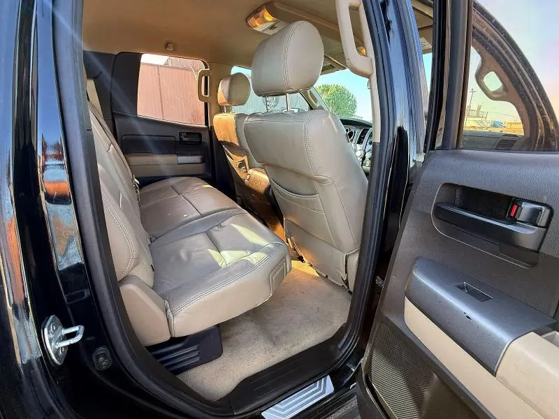 2010 TOYOTA TUNDRA GRADE  