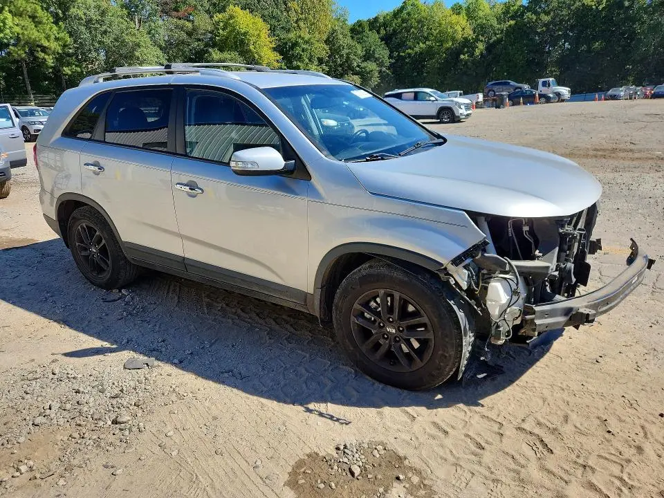 2014 KIA SORENTO LX  