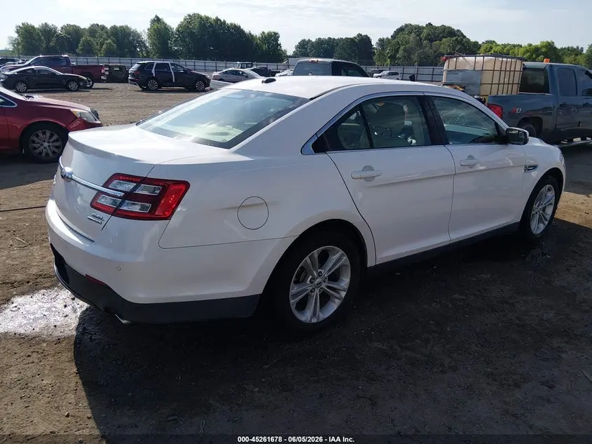2017 FORD TAURUS SEL