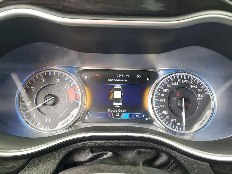 2016 CHRYSLER 200 C  