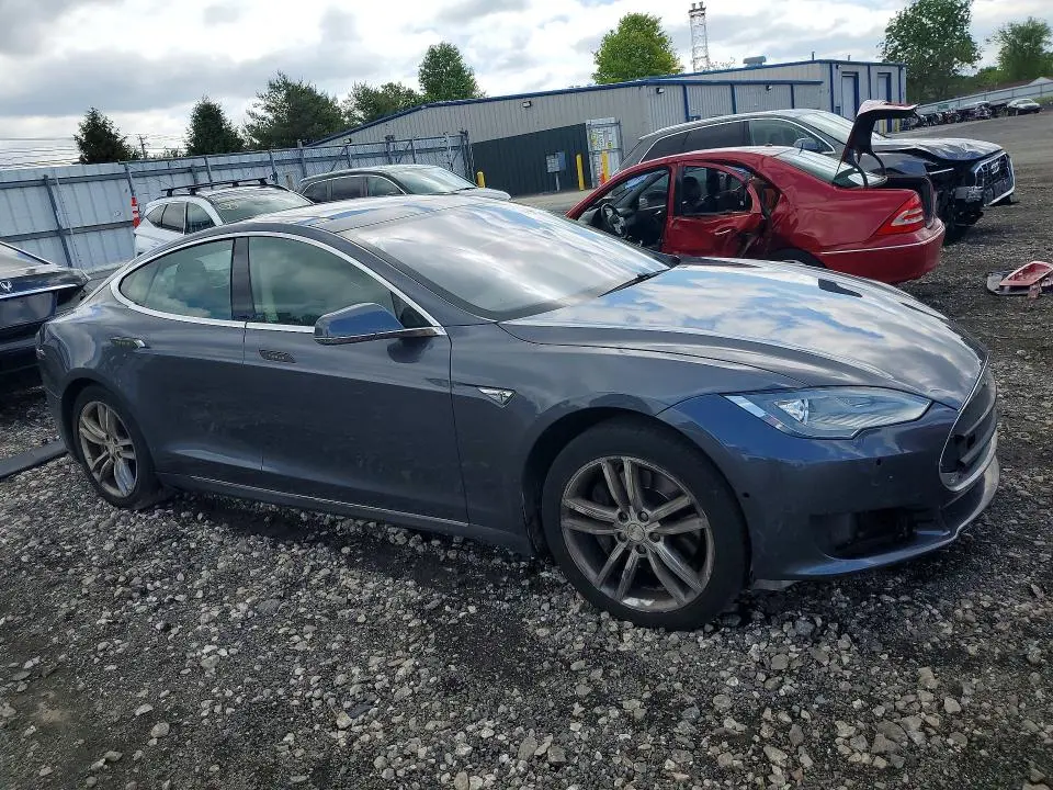 2014 TESLA MODEL S   