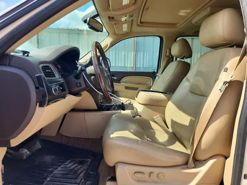 2013 GMC YUKON XL DENALI  