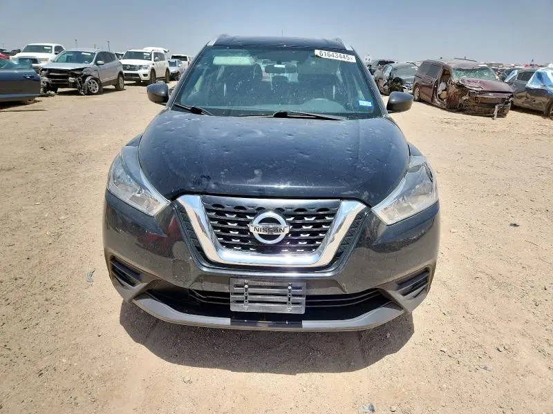 2019 NISSAN KICKS S  