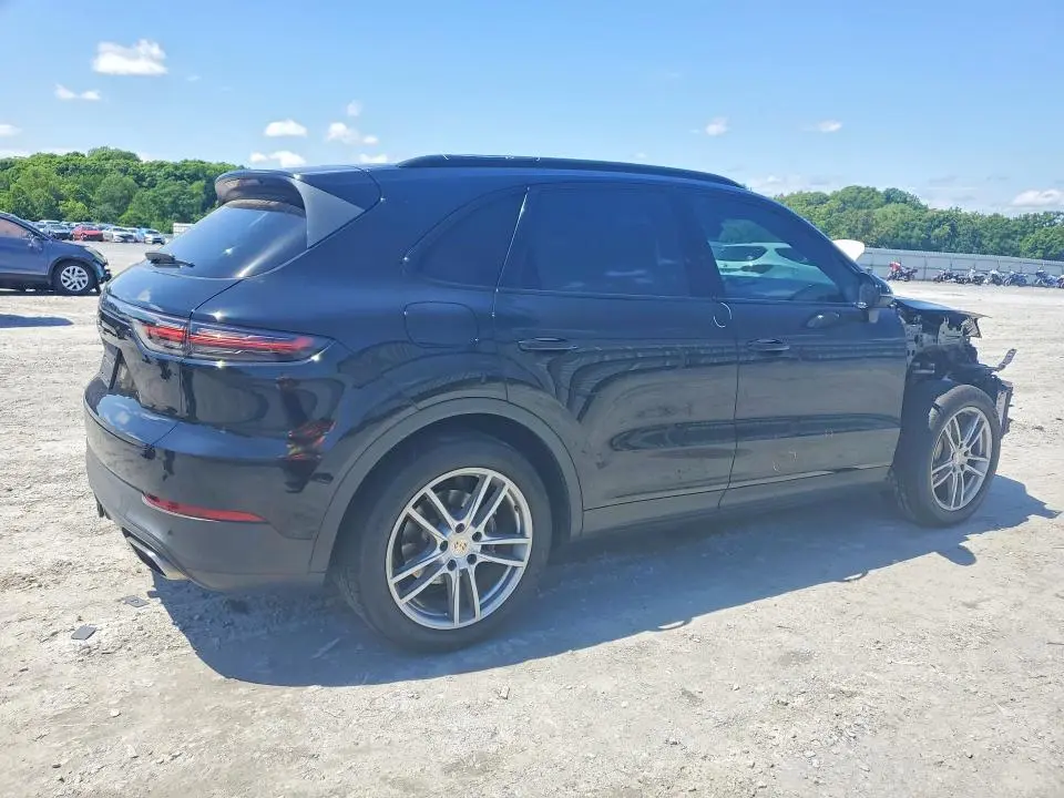 2019 PORSCHE CAYENNE   
