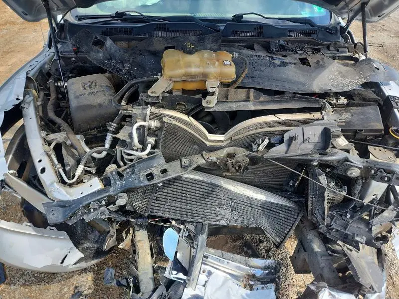 2016 RAM 1500 LARAMIE  
