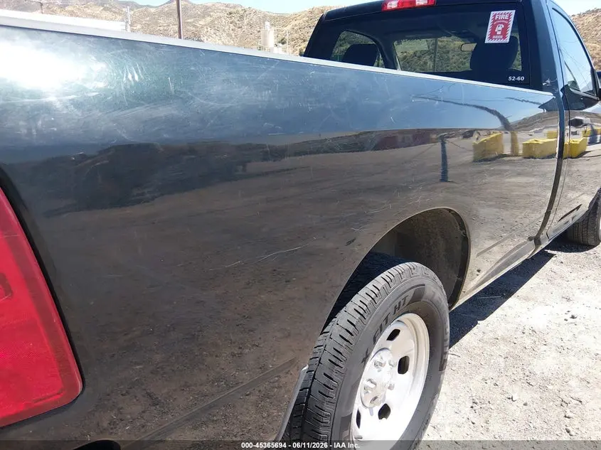 2017 RAM 1500 TRADESMAN  4X2 8' BOX
