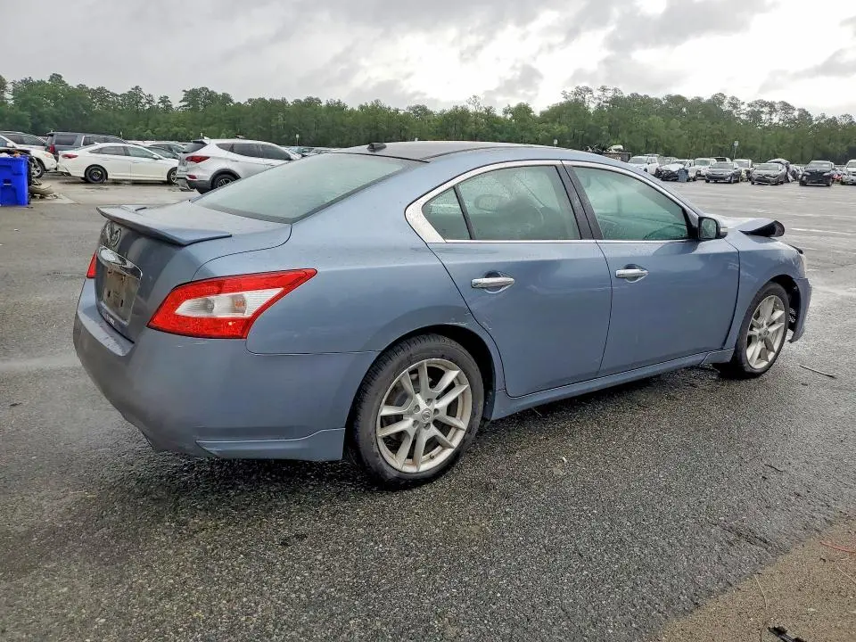 2010 NISSAN MAXIMA 3.5 S  