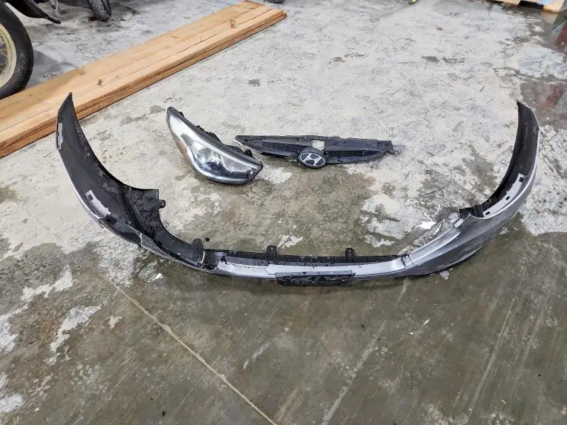 2015 HYUNDAI TUCSON SE  