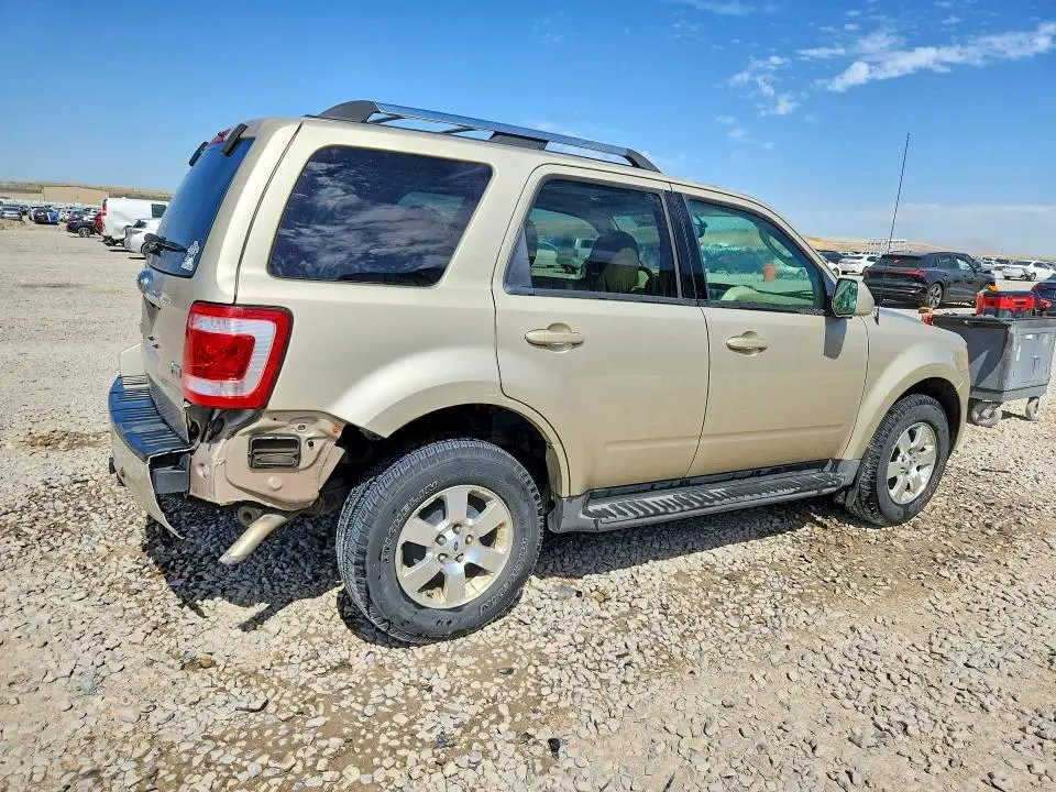 2011 FORD ESCAPE LIMITED  