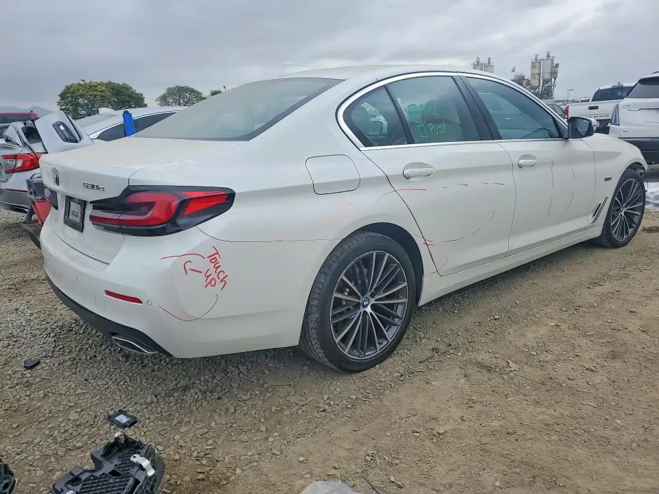 2022 BMW 530E   