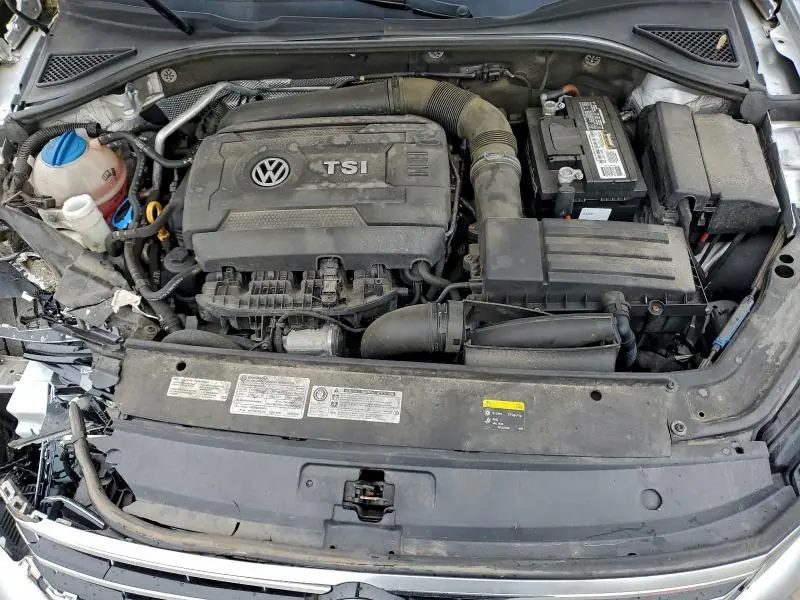 2017 VOLKSWAGEN PASSAT SE  