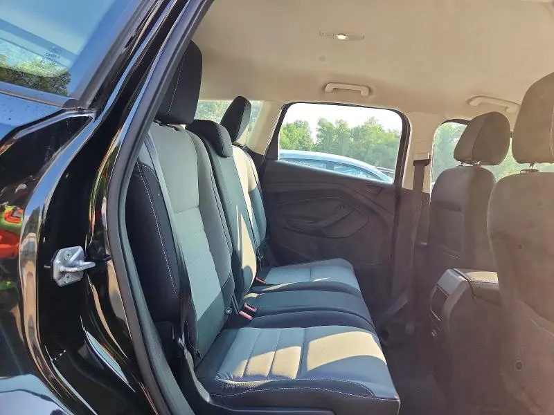2017 FORD ESCAPE S  