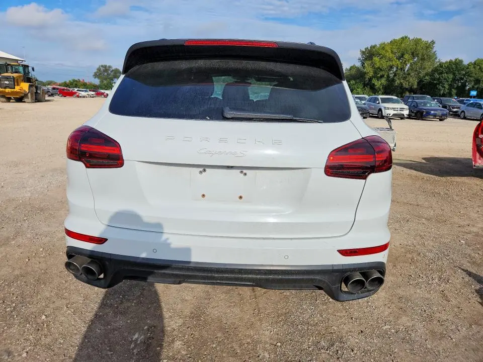2017 PORSCHE CAYENNE S  