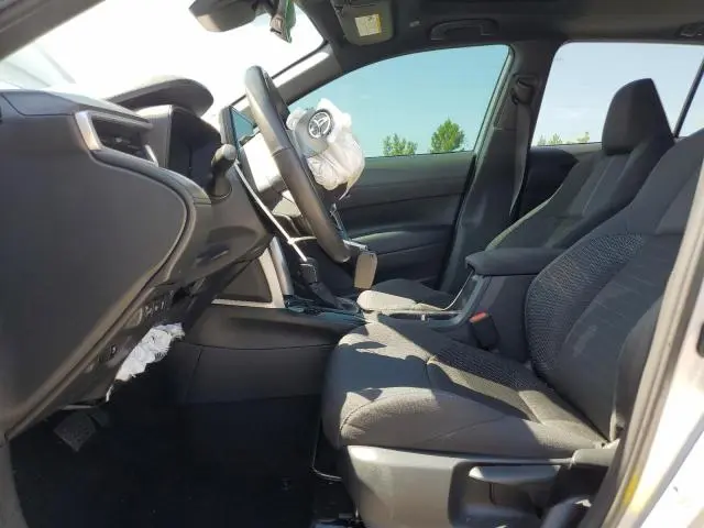 2024 TOYOTA COROLLA CROSS SE  