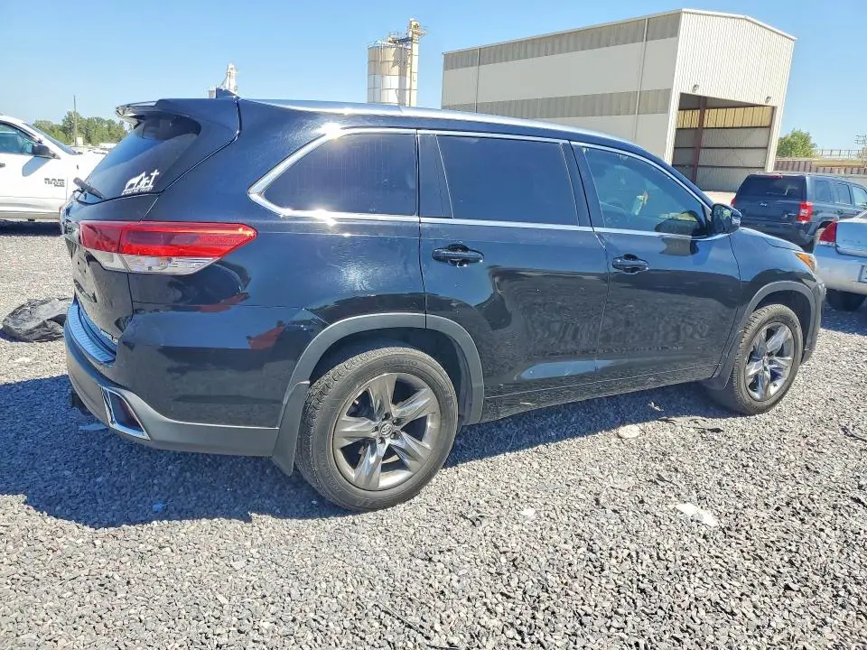 2017 TOYOTA HIGHLANDER LIMITED PLATINUM  