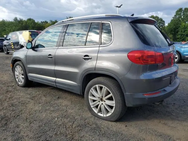 2012 VOLKSWAGEN TIGUAN S  