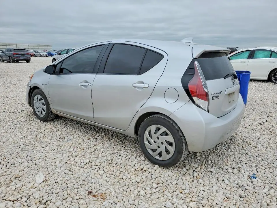 2015 TOYOTA PRIUS C TWO  