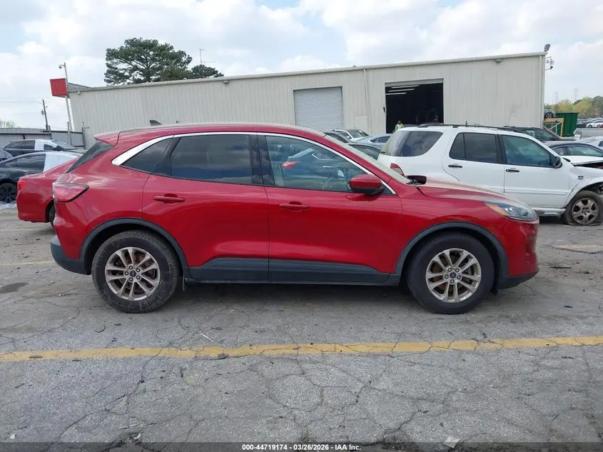 2020 FORD ESCAPE SE