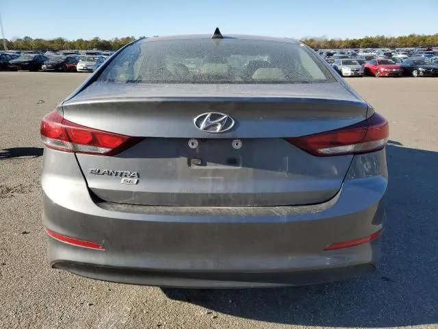 2018 HYUNDAI ELANTRA SE