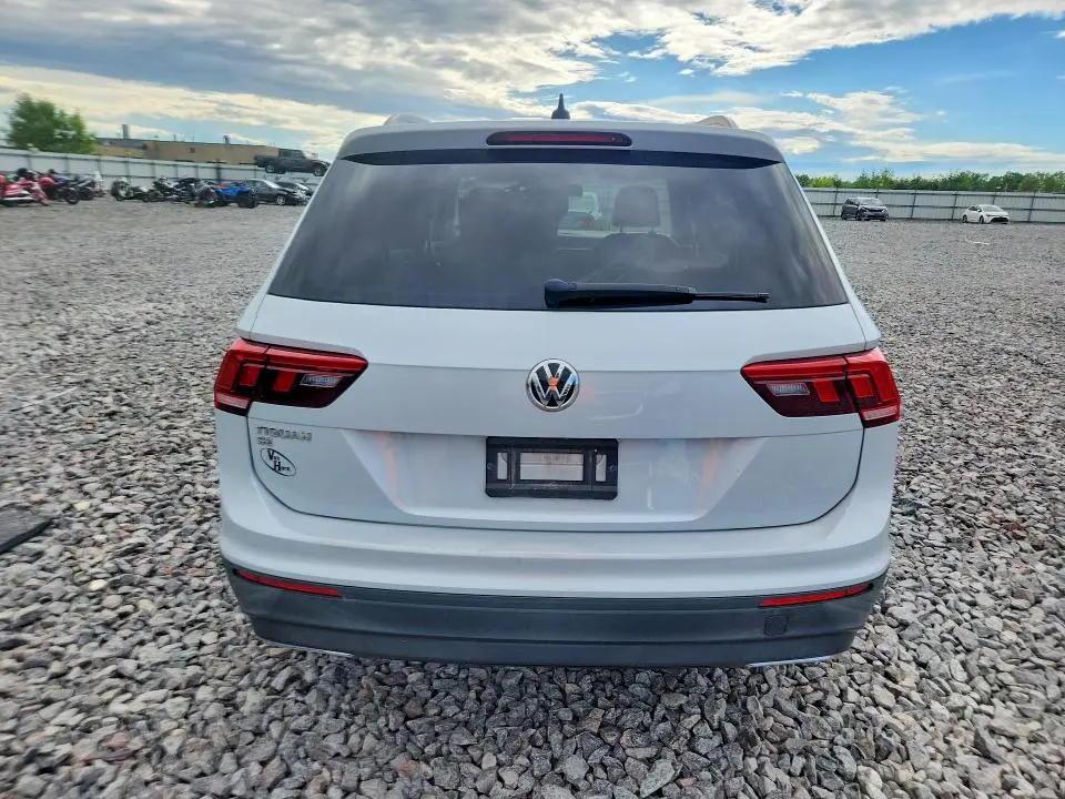 2019 VOLKSWAGEN TIGUAN SE  