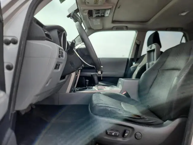 2010 TOYOTA 4RUNNER SR5  