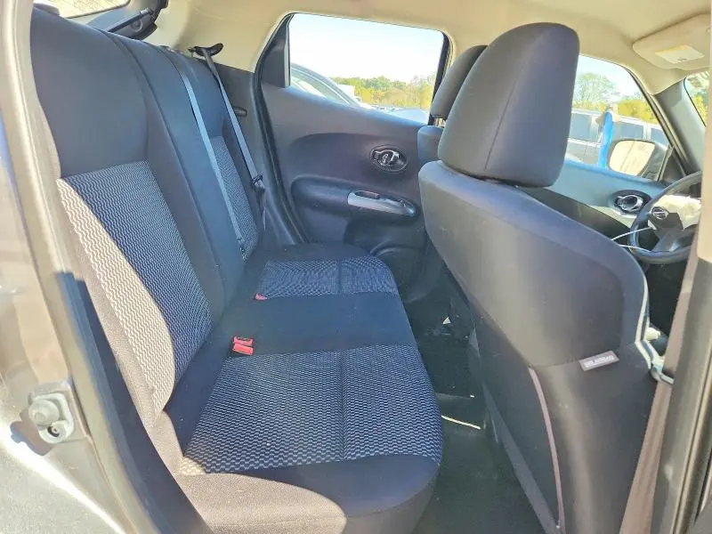 2016 NISSAN JUKE S  