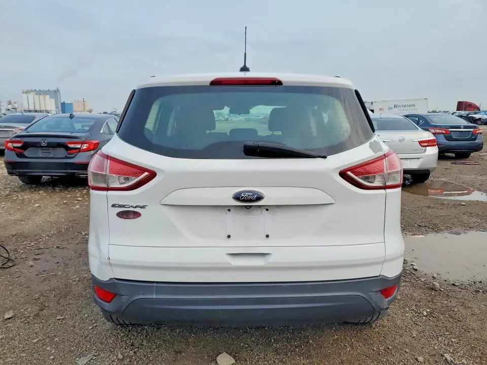 2016 FORD ESCAPE S  