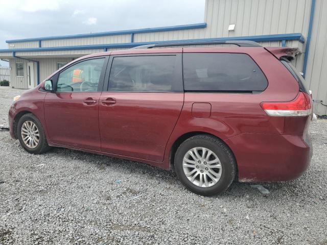 2014 TOYOTA SIENNA XLE