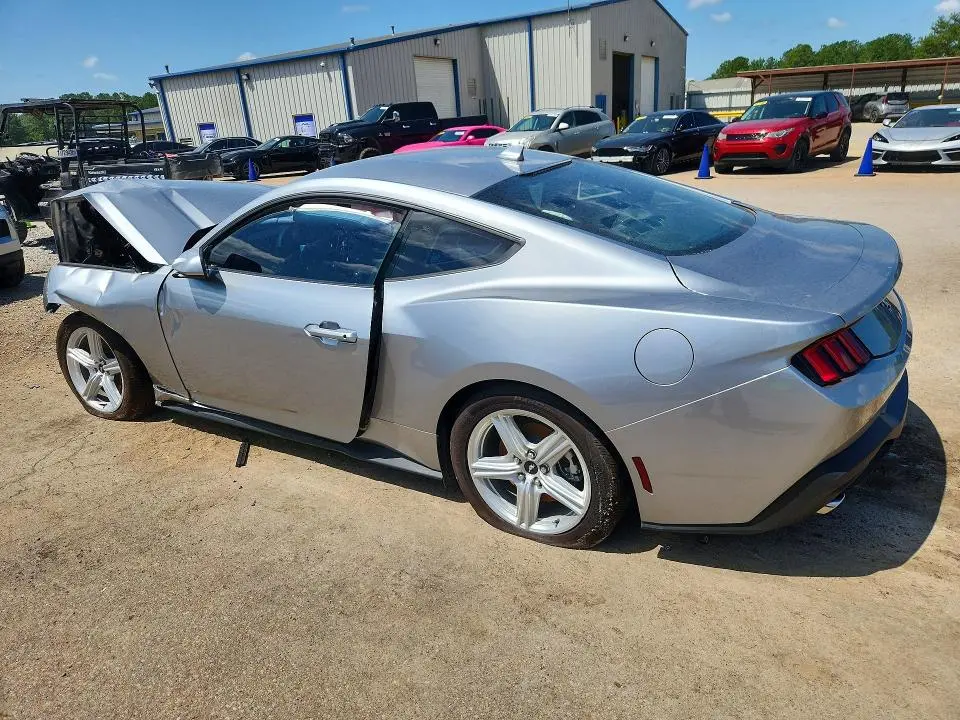 2026 FORD MUSTANG   