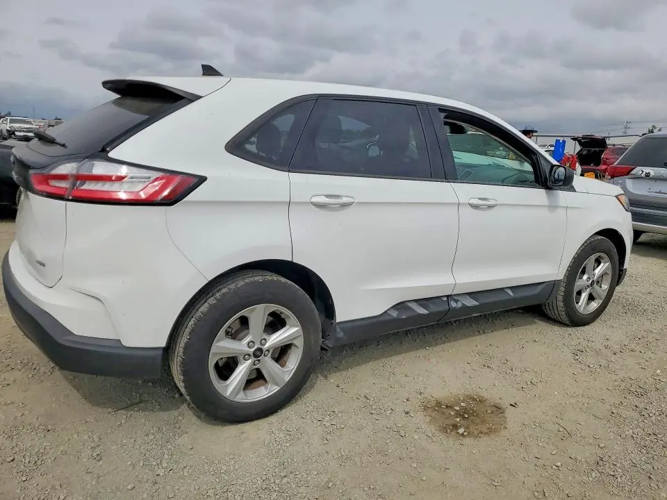 2023 FORD EDGE SE  