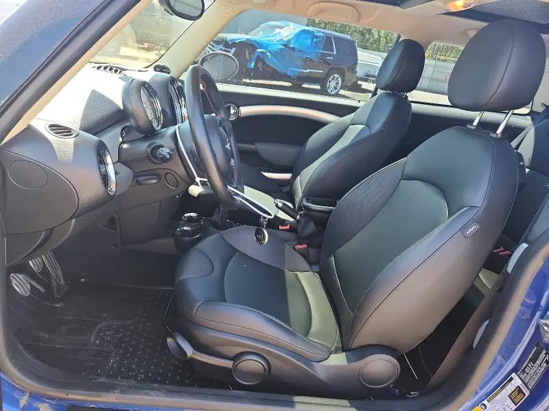 2012 MINI COOPER S  