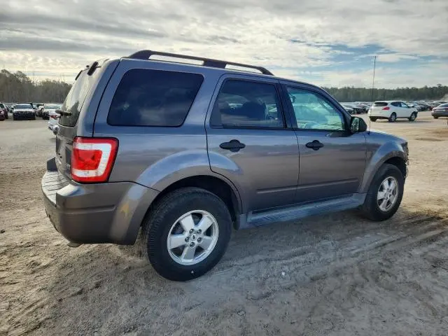 2011 FORD ESCAPE XLT  