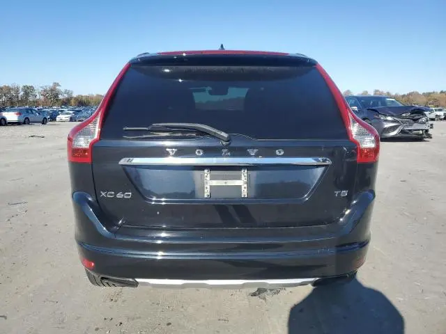 2015 VOLVO XC60 T5 PREMIER  