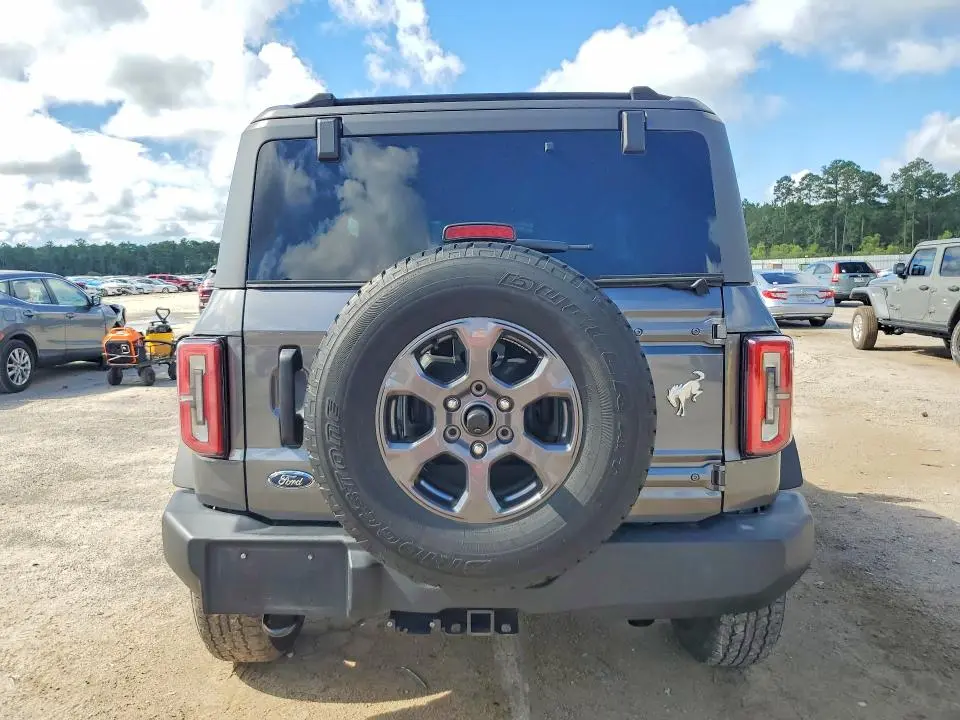 2023 FORD BRONCO BASE  