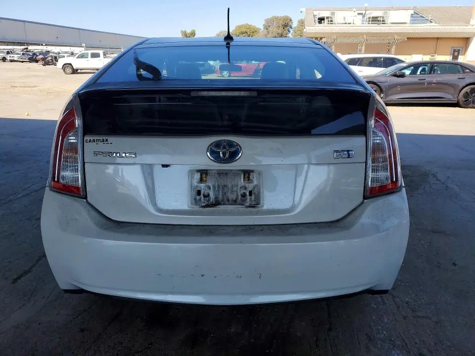 2012 TOYOTA PRIUS THREE  