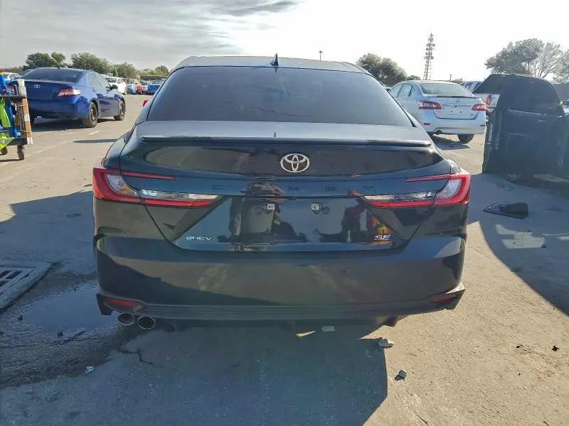 2025 TOYOTA CAMRY XSE  