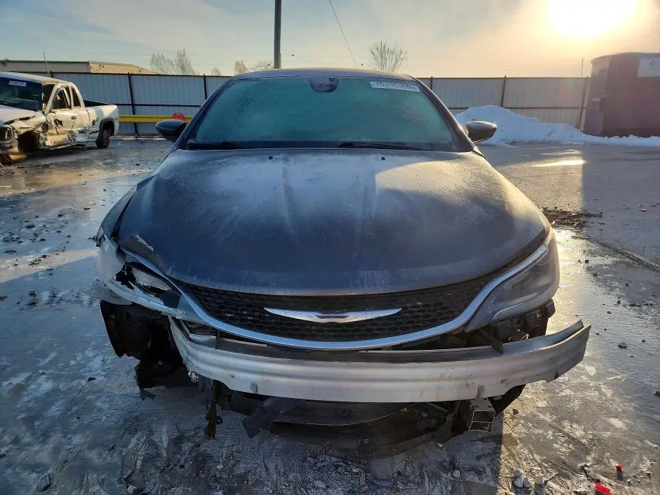 2016 CHRYSLER 200 LIMITED  