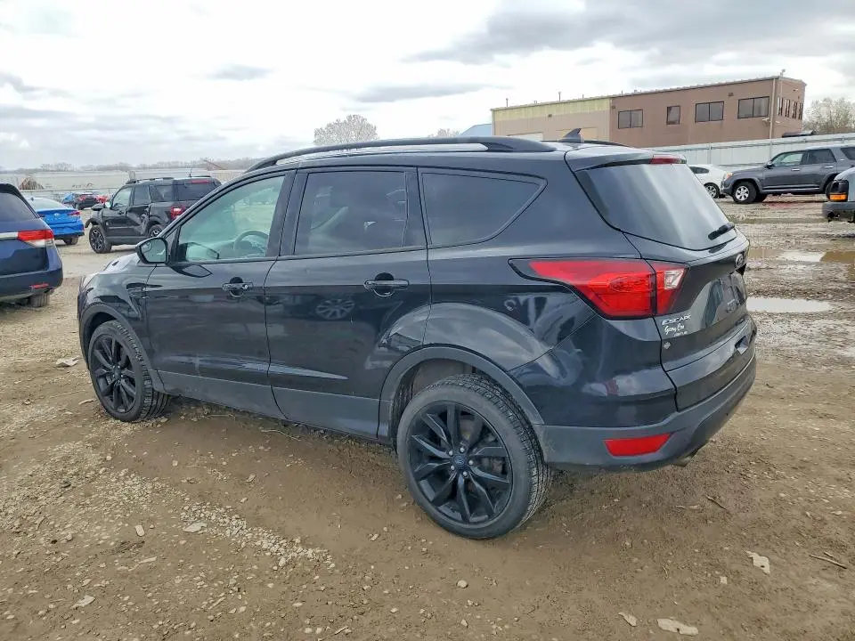 2019 FORD ESCAPE SE  