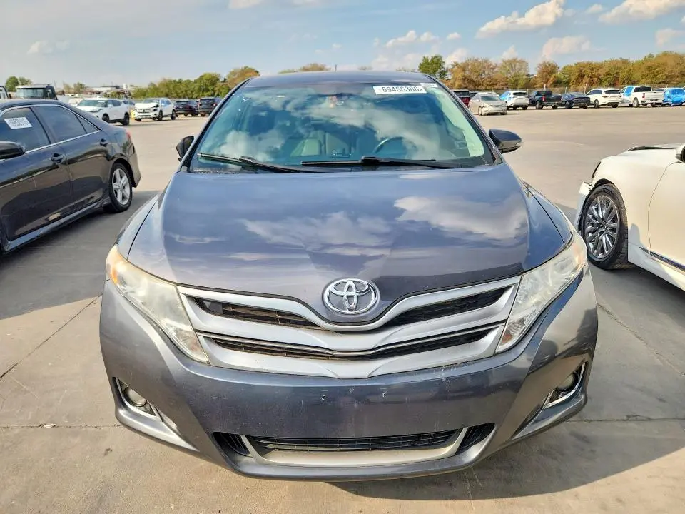 2013 TOYOTA VENZA LE  