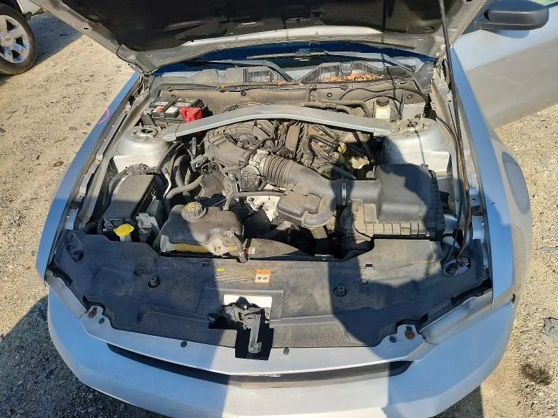 2011 FORD MUSTANG   