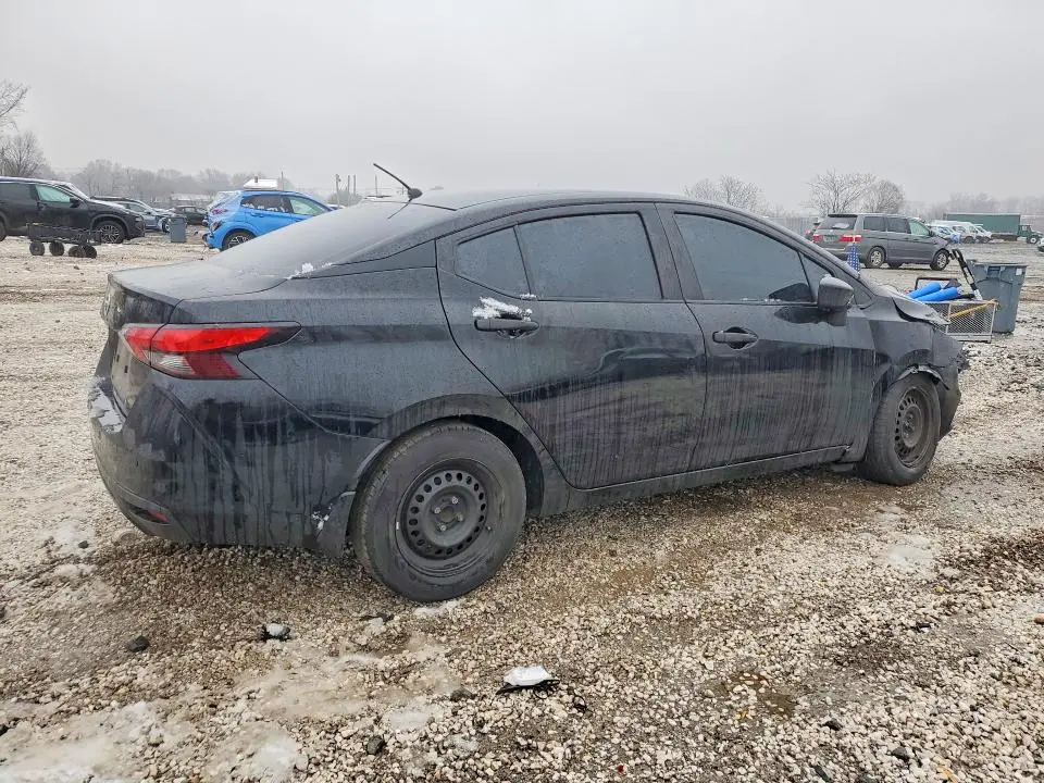 2020 NISSAN VERSA S  