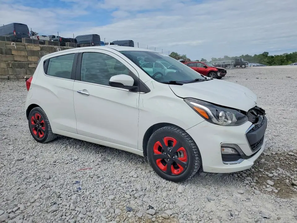 2019 CHEVROLET SPARK 2LT  
