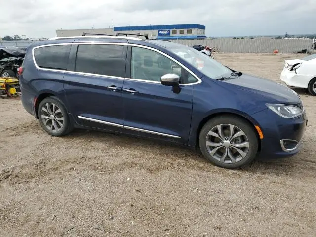 2019 CHRYSLER PACIFICA LIMITED  