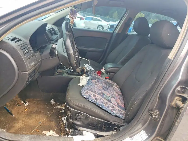 2011 FORD FUSION SE  