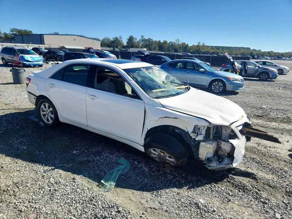 2011 TOYOTA CAMRY LE  