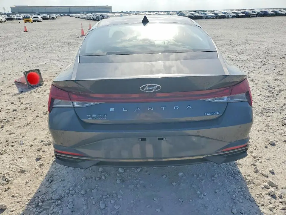 2022 HYUNDAI ELANTRA LIMITED  